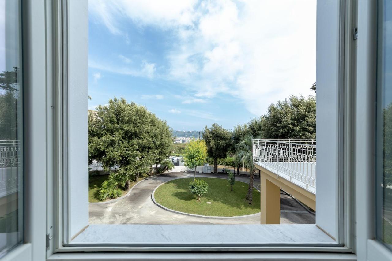 Riama Agriresort Neapel Zimmer foto